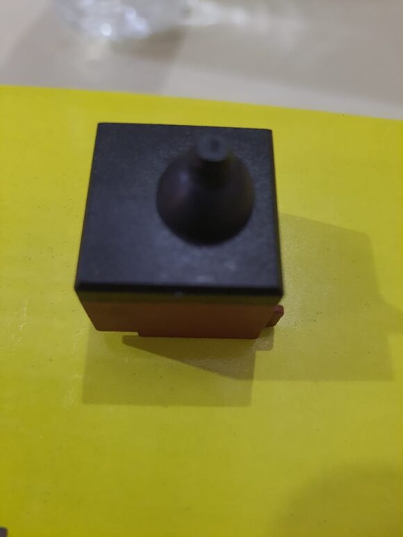 6-100 Switch